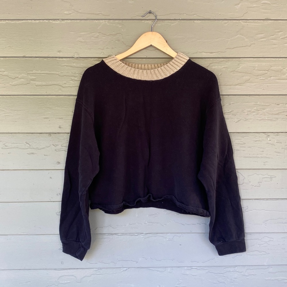 Cropped Zara sweatshirt